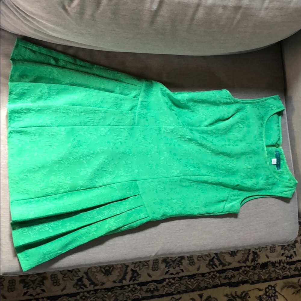 ⭐️Jacquard Dress Green size XS⭐️